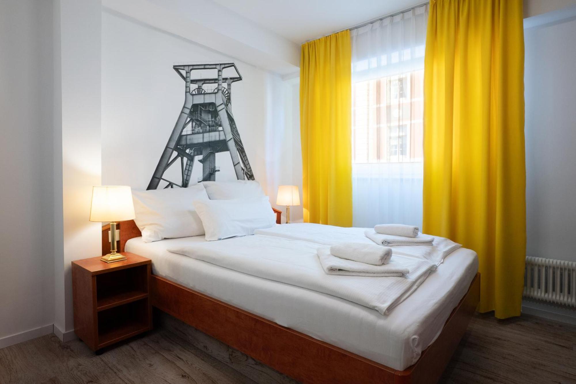 Hotel Zur Post Herne Bagian luar foto