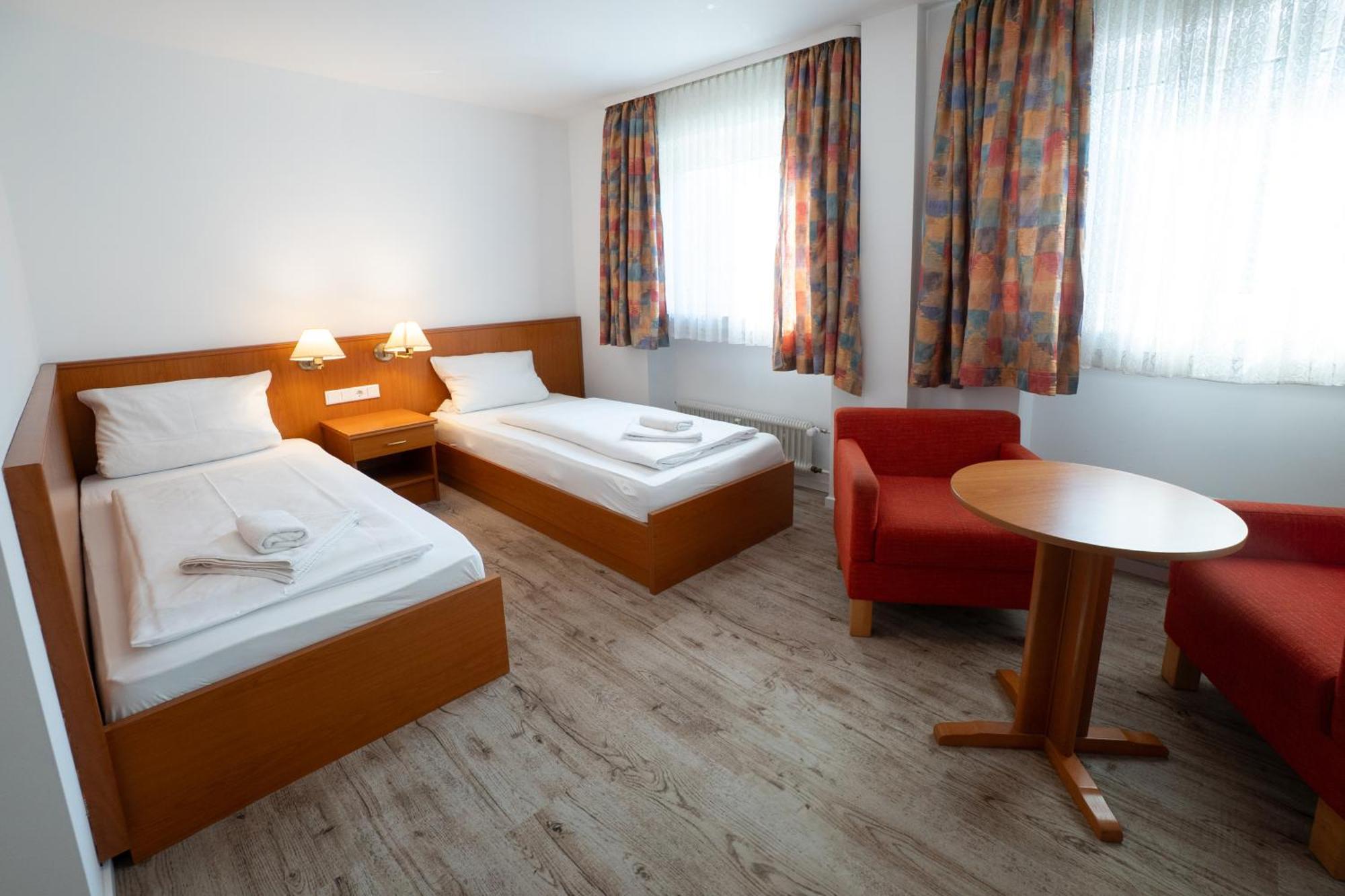 Hotel Zur Post Herne Bagian luar foto