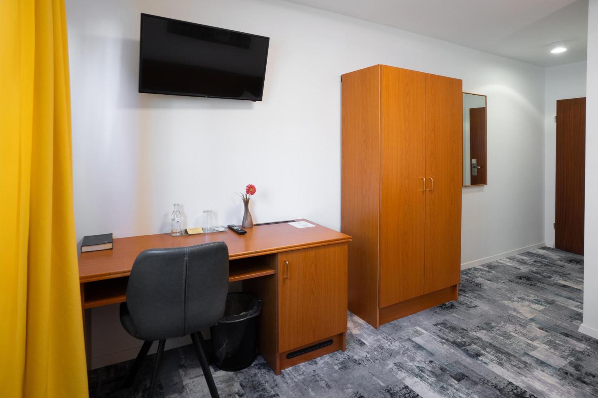 Hotel Zur Post Herne Bagian luar foto