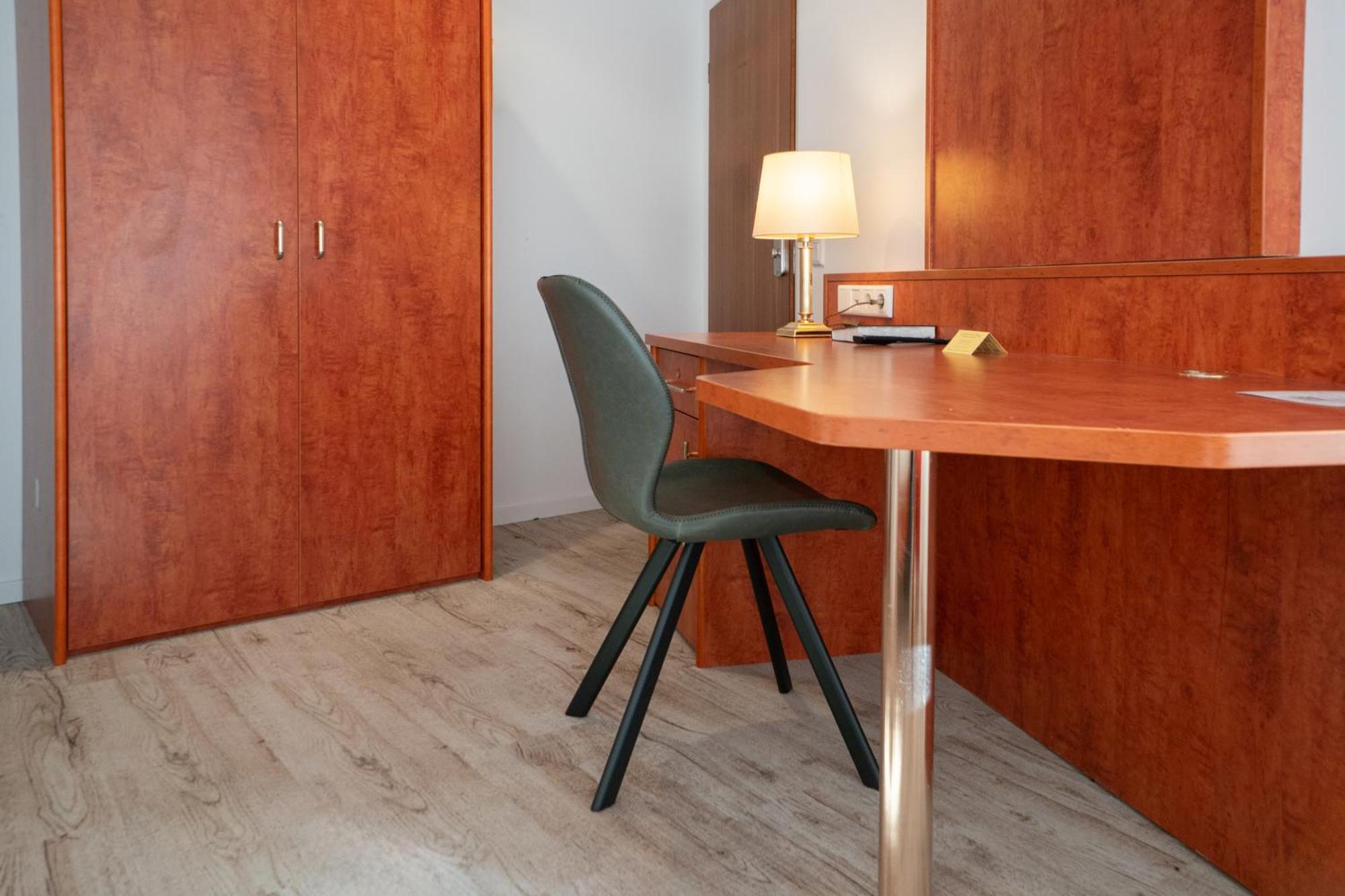 Hotel Zur Post Herne Bagian luar foto